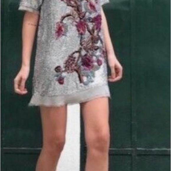 🩶Zara Silver Sequin L Floral Embroidered dress ASO Alexis Rose Schitts Creek - Picture 10 of 16